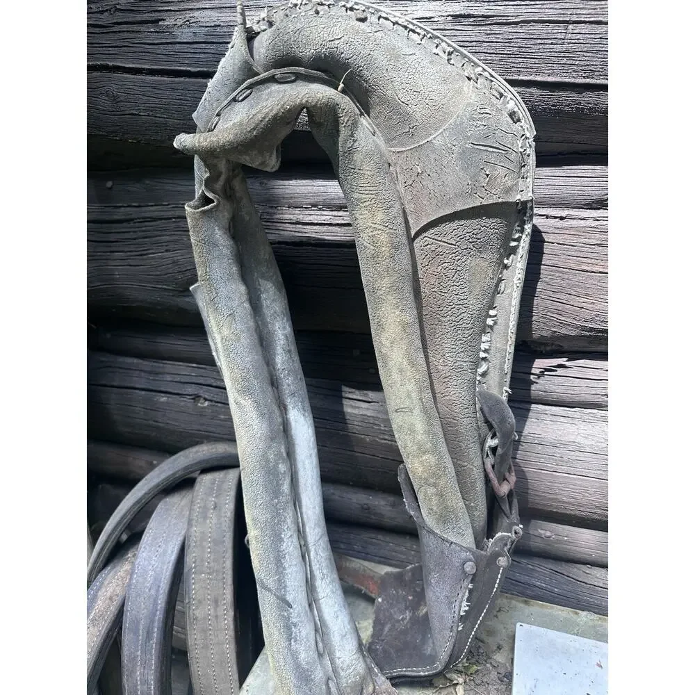 Vintage Leather Mule / Horse Collar Western Country Primitive Rustic